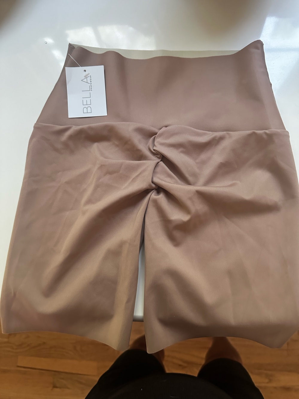 Seamless Nude Shaping High-Waist Shorts - Picture 4 of 8
